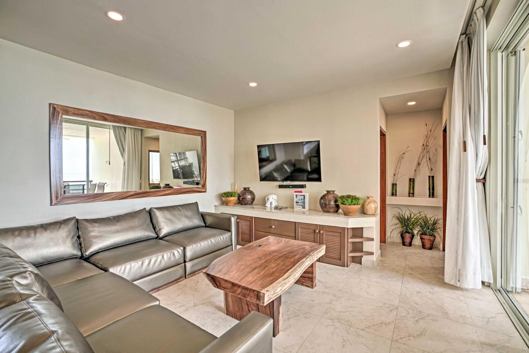 Ocean-view Oasis On Playa Norte Amenities